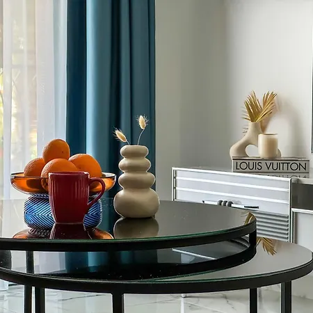 Διαμέρισμα Qoople Elite 4 Elize Premium Location Near Kleopatra *